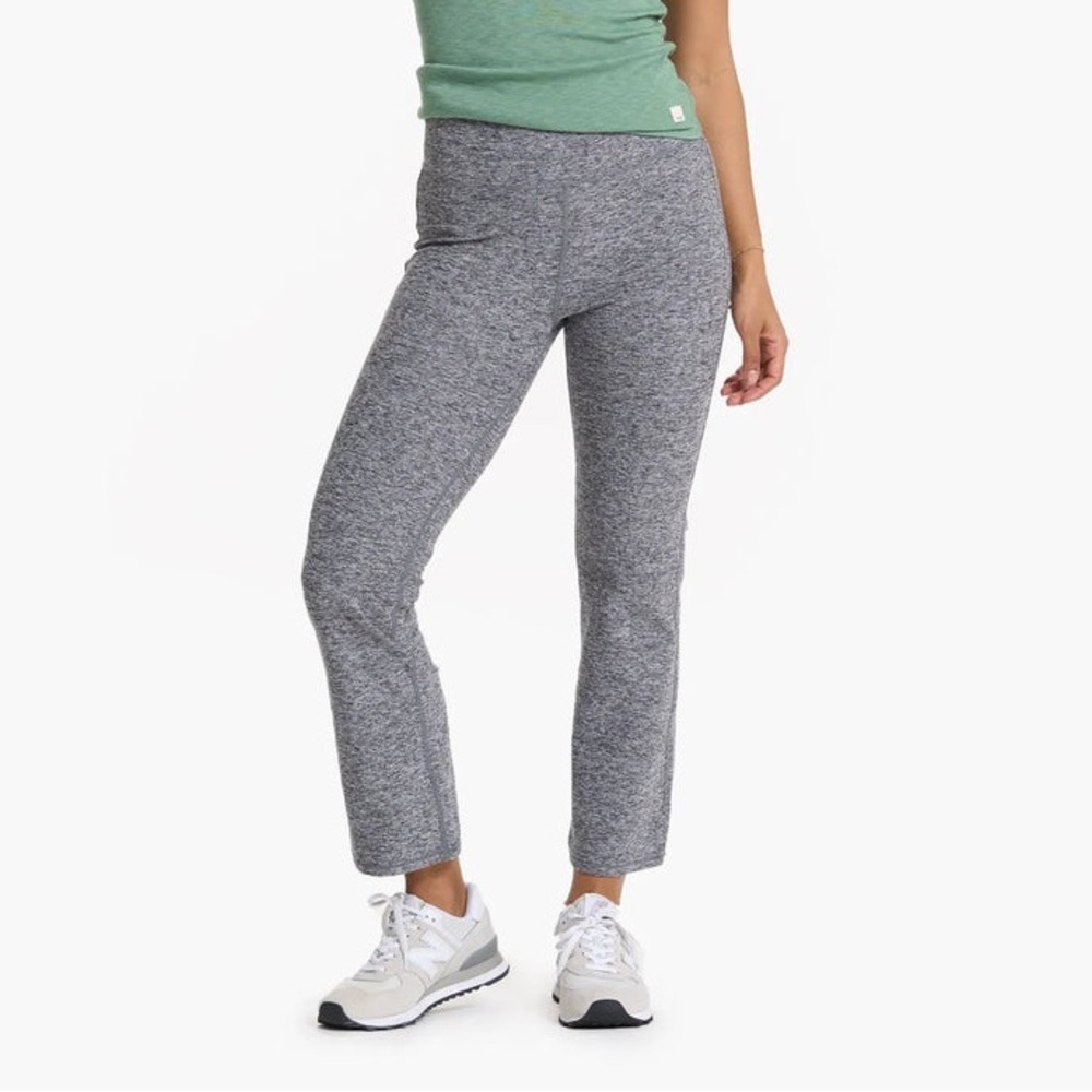 Vuori Mid Rise Elevation Slim Bootcut